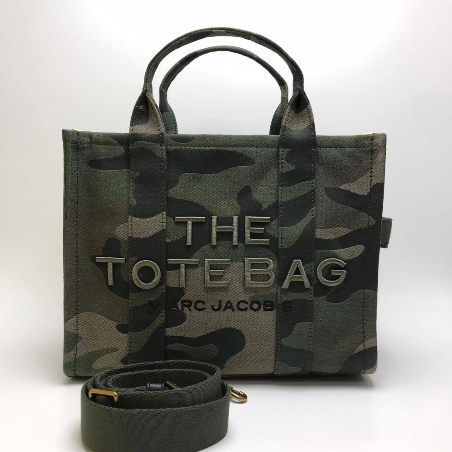 Сумка MARC JACOBS  The Tote Bag medium