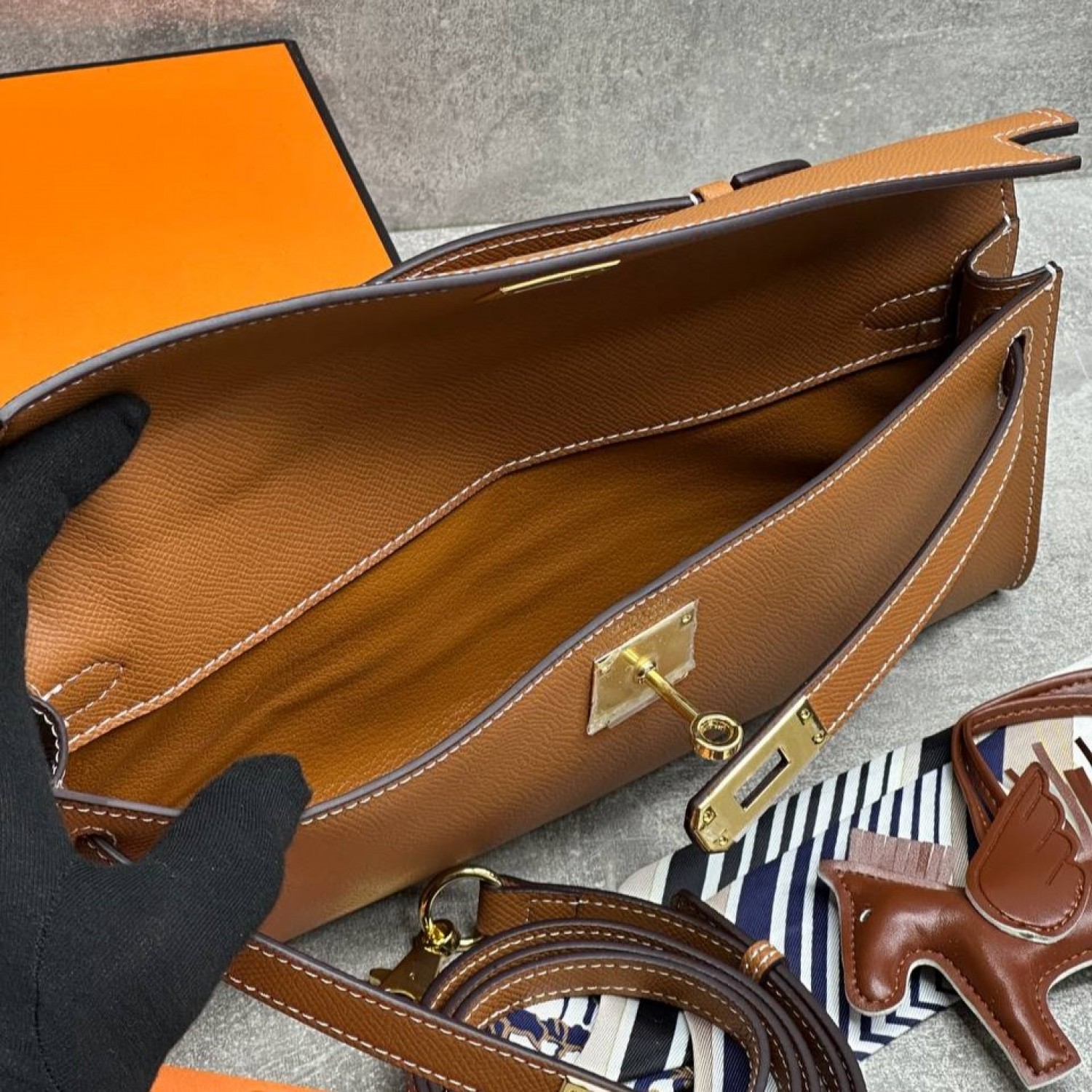Сумка Hermes  Kellycut swift