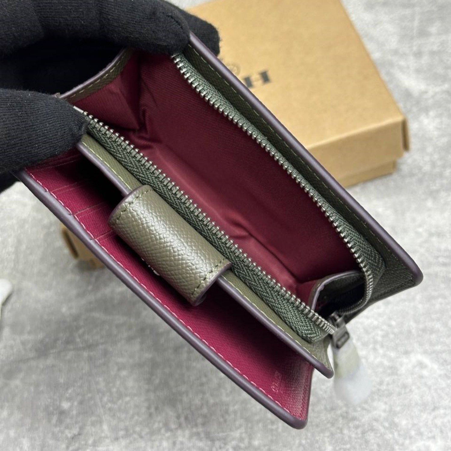 Кошелек COACH Canvas