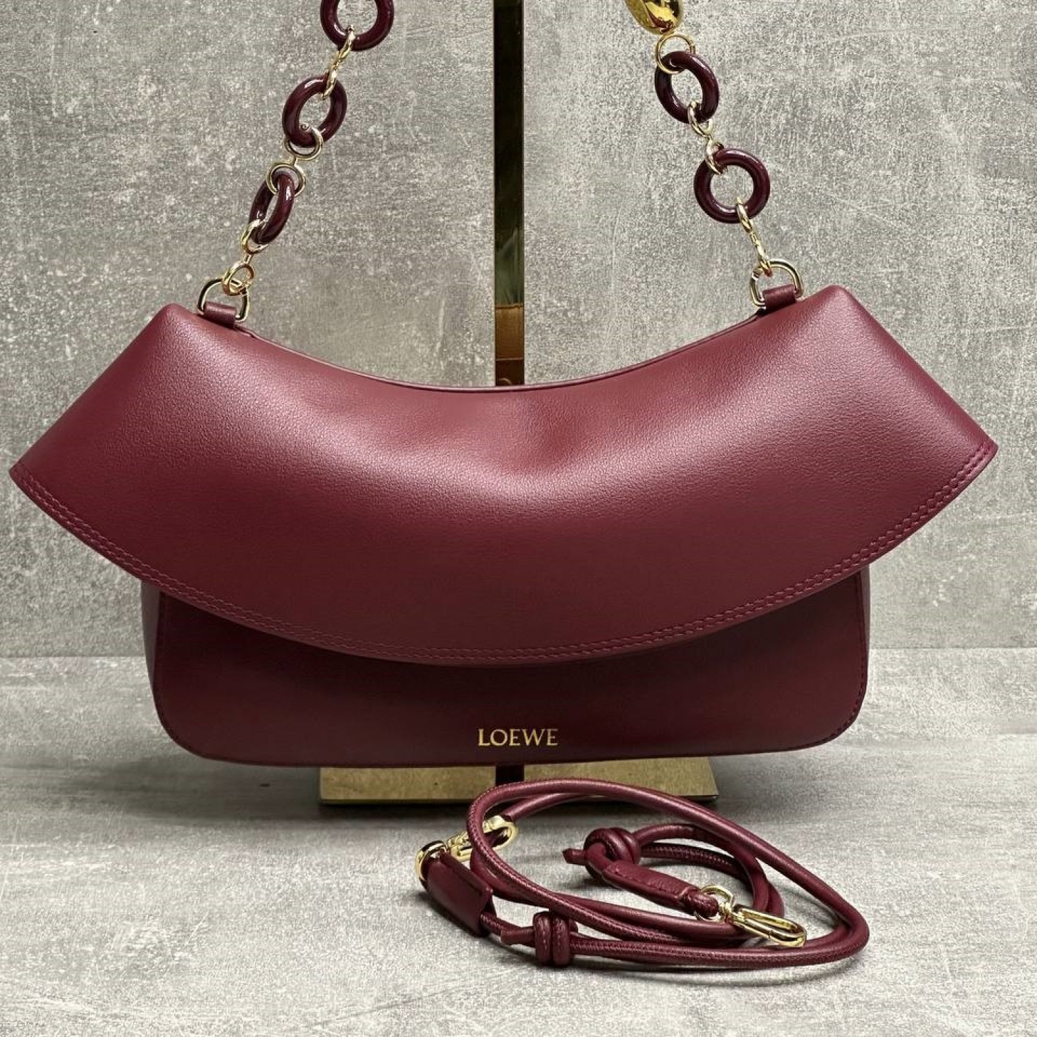 Сумка  LOEWE Ola