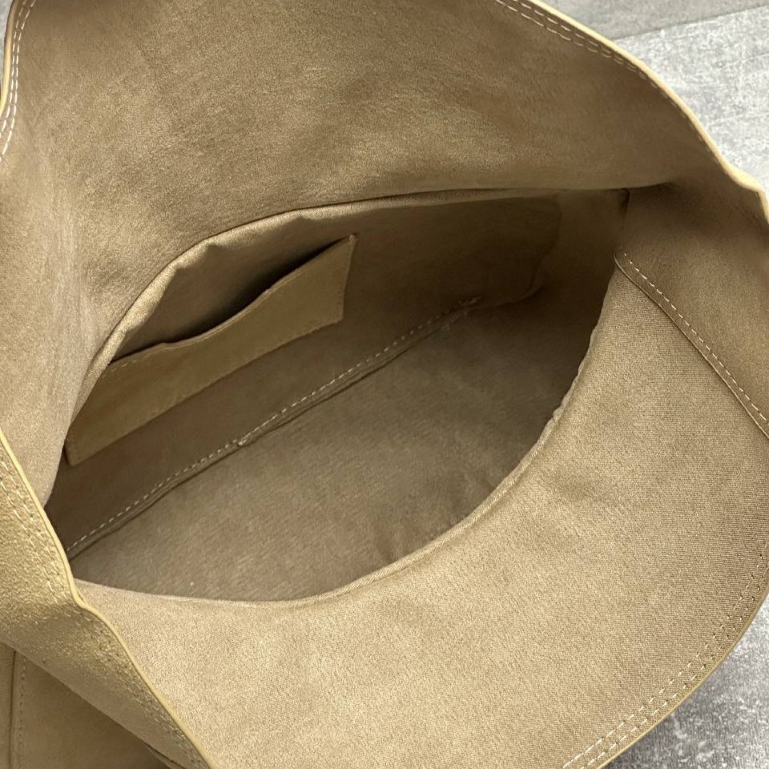 Сумка  LOEWE Ola