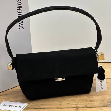 Сумка замшевая Jacquemus Le Rond Carre