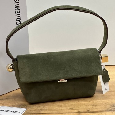 Сумка замшевая Jacquemus Le Rond Carre