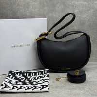 Сумка-хобо  кожаная Marc Jacobs  The Dual