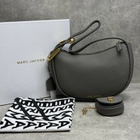 Сумка-хобо  кожаная Marc Jacobs  The Dual