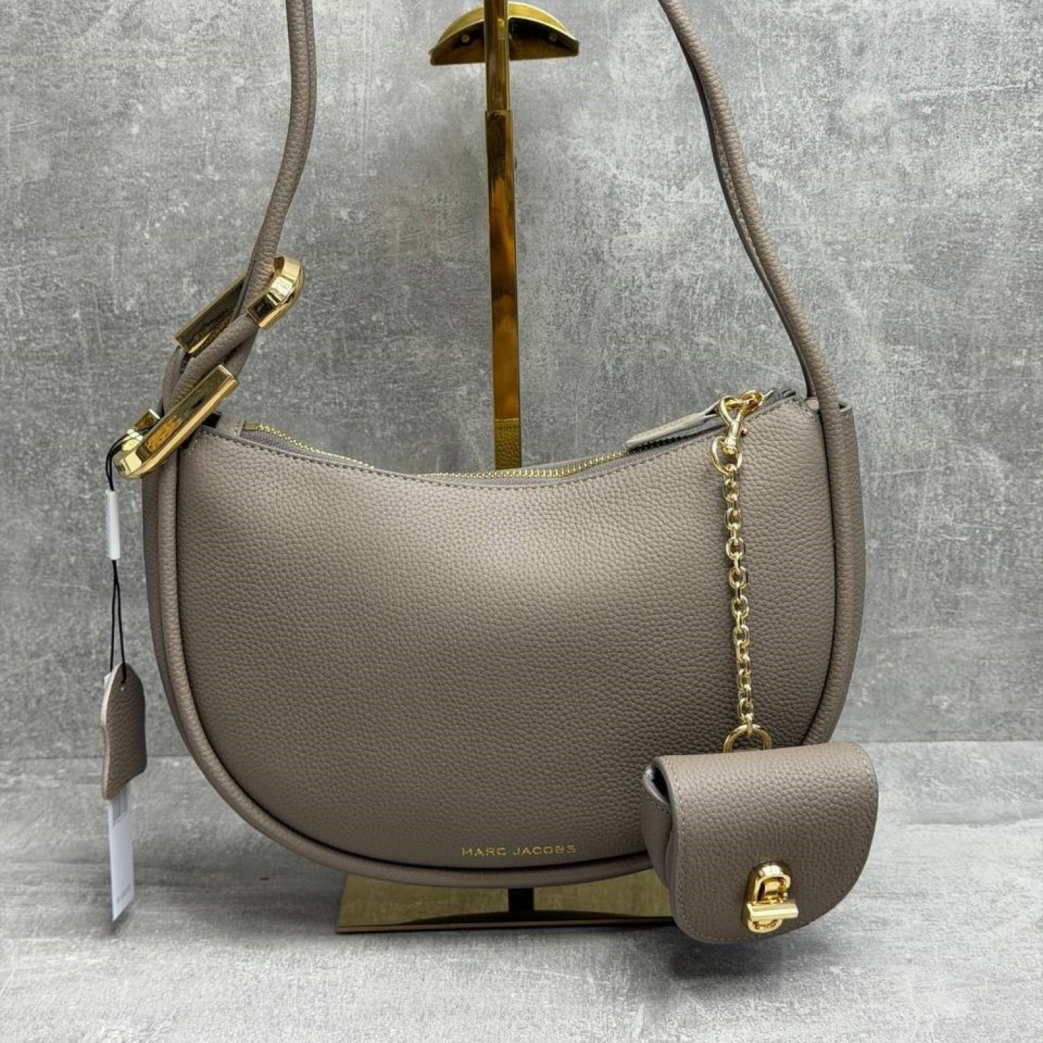 Сумка-хобо  кожаная Marc Jacobs  The Dual