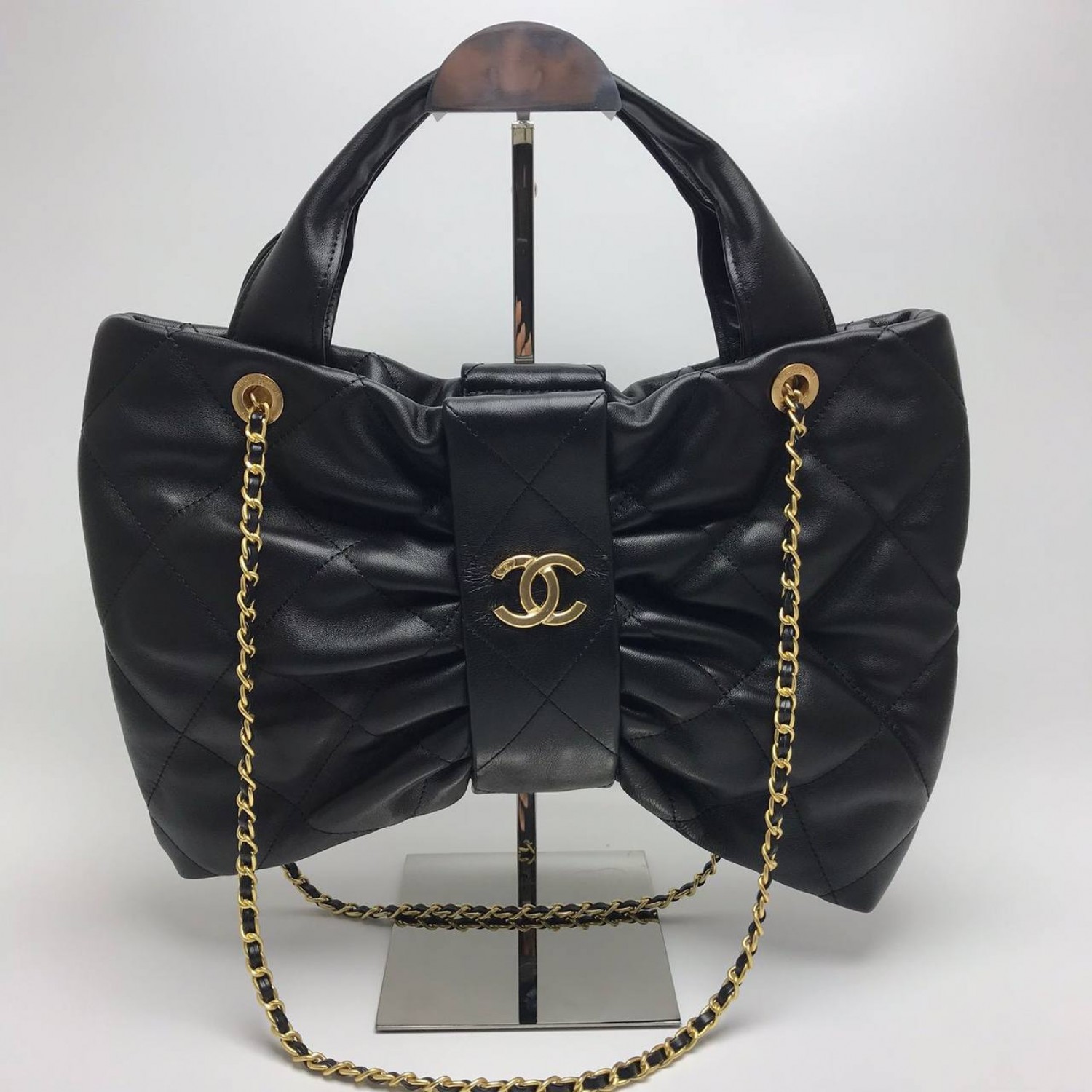 Сумка CHANEL Lambskin Handbag Mini