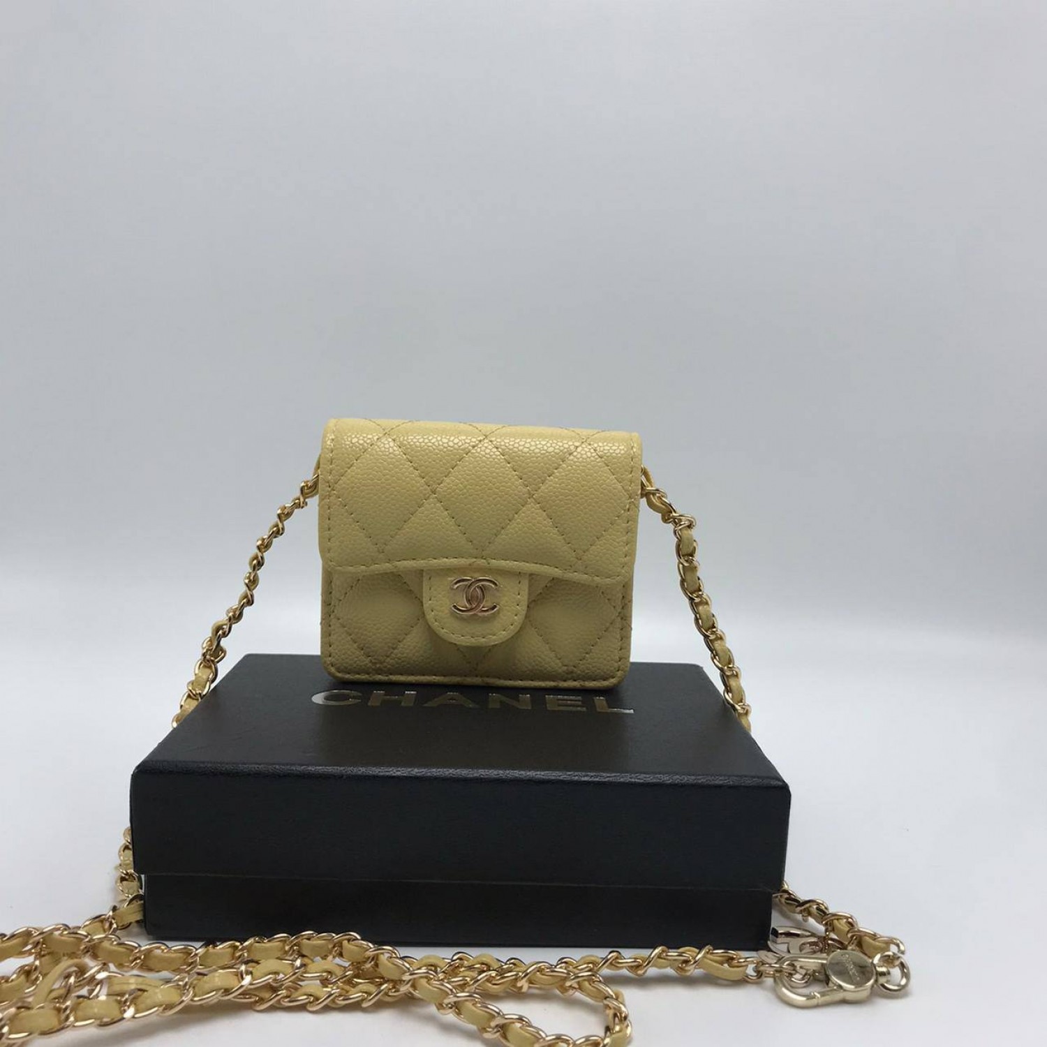Сумка Chanel WOC 19