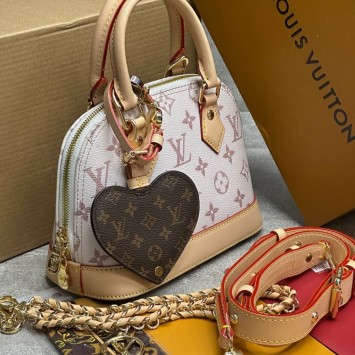 Сумка Louis Vuitton alma bb