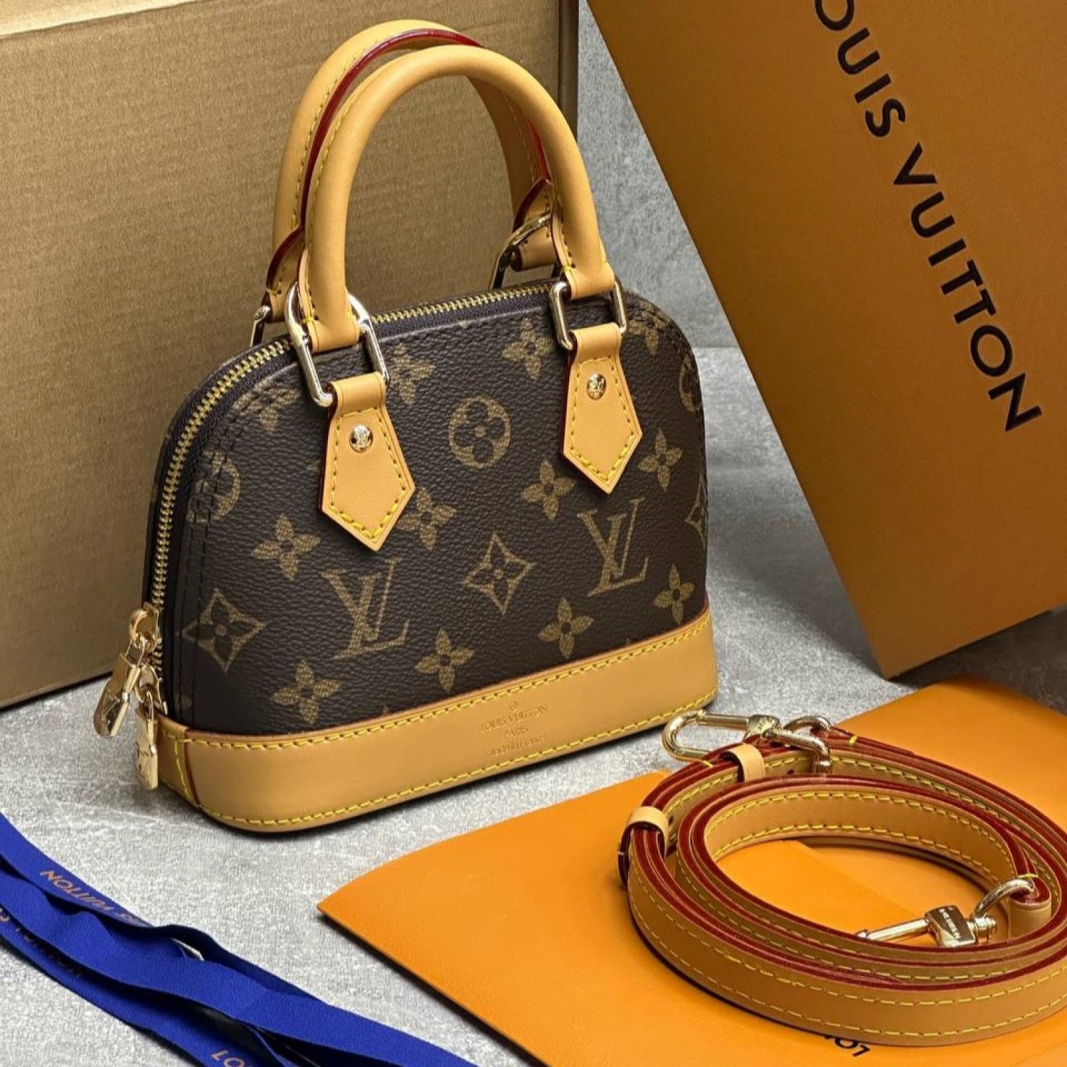 Сумка Louis Vuitton alam bb