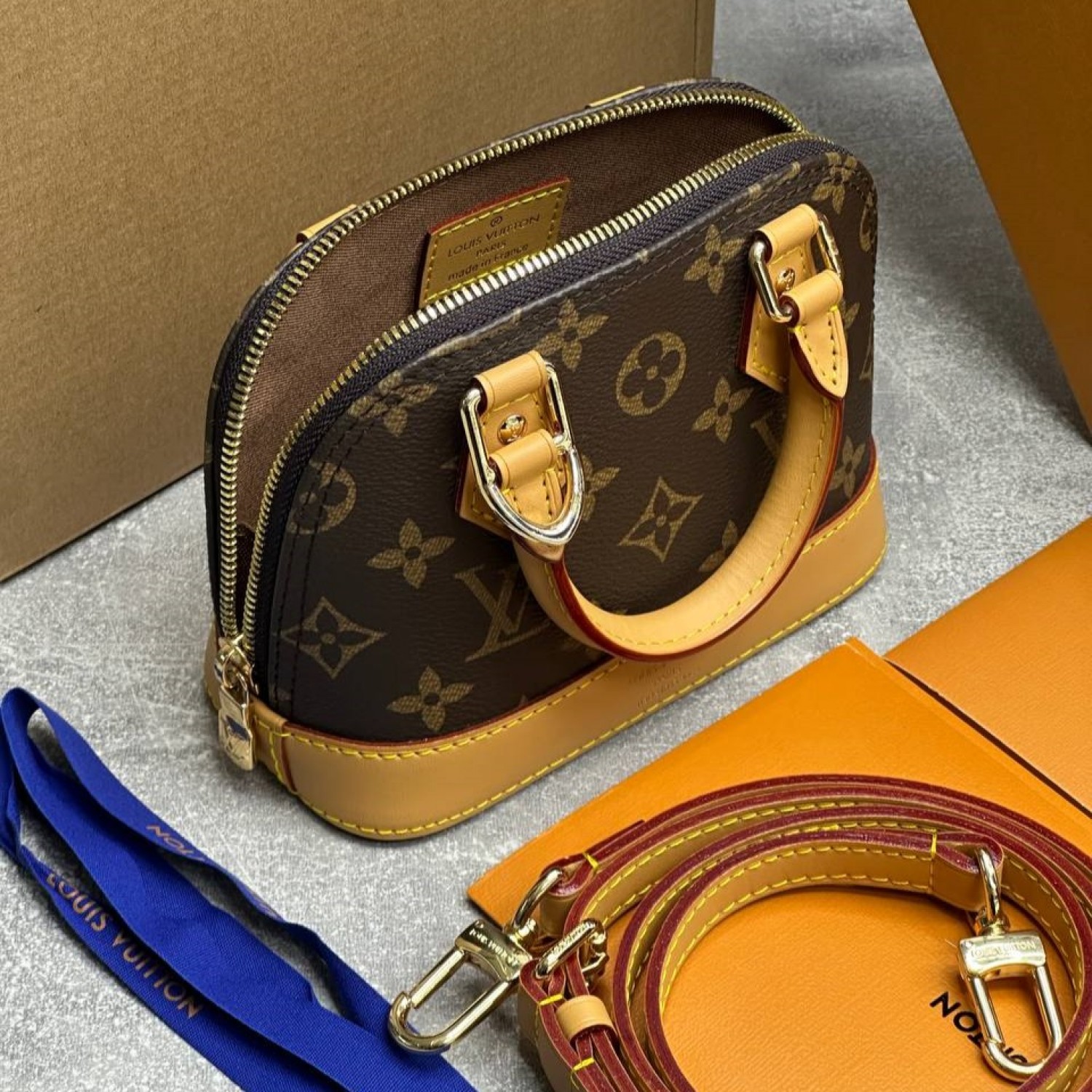 Сумка Louis Vuitton alam bb