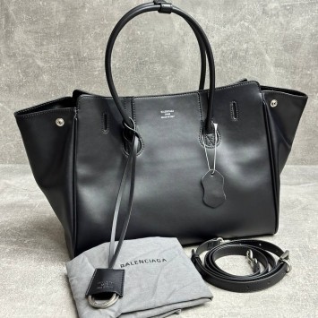 Сумка Balenciaga Hampton mini