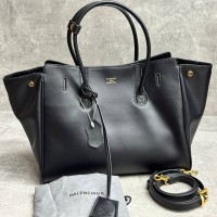 Сумка Balenciaga Hampton mini