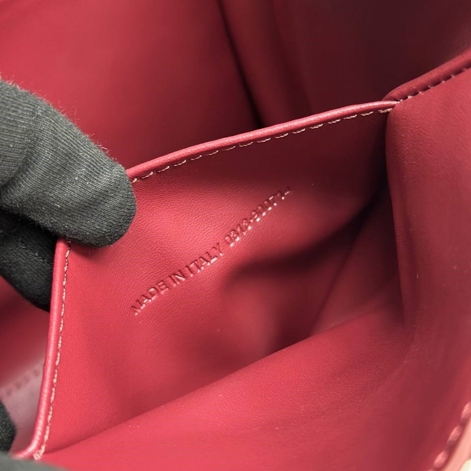 Сумка Balenciaga Carrie All