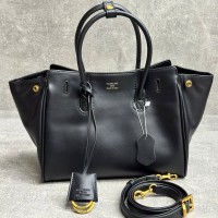 Сумка Balenciaga Carrie All