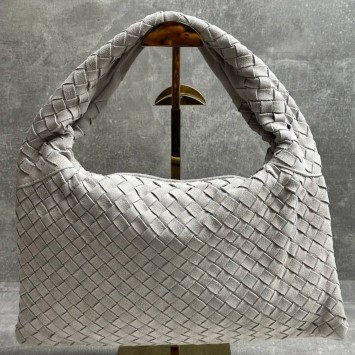Сумка Bottega Veneta Hop large с плетением 