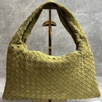Сумка Bottega Veneta Hop large с плетением 