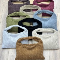 Сумка Bottega Veneta Hop large с плетением 