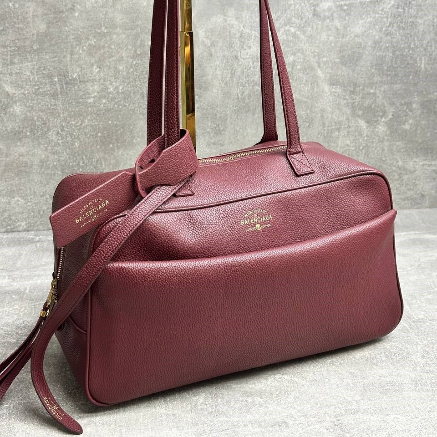 Сумка Balenciaga Carrie