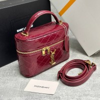 Сумка Saint Laurent Vanity