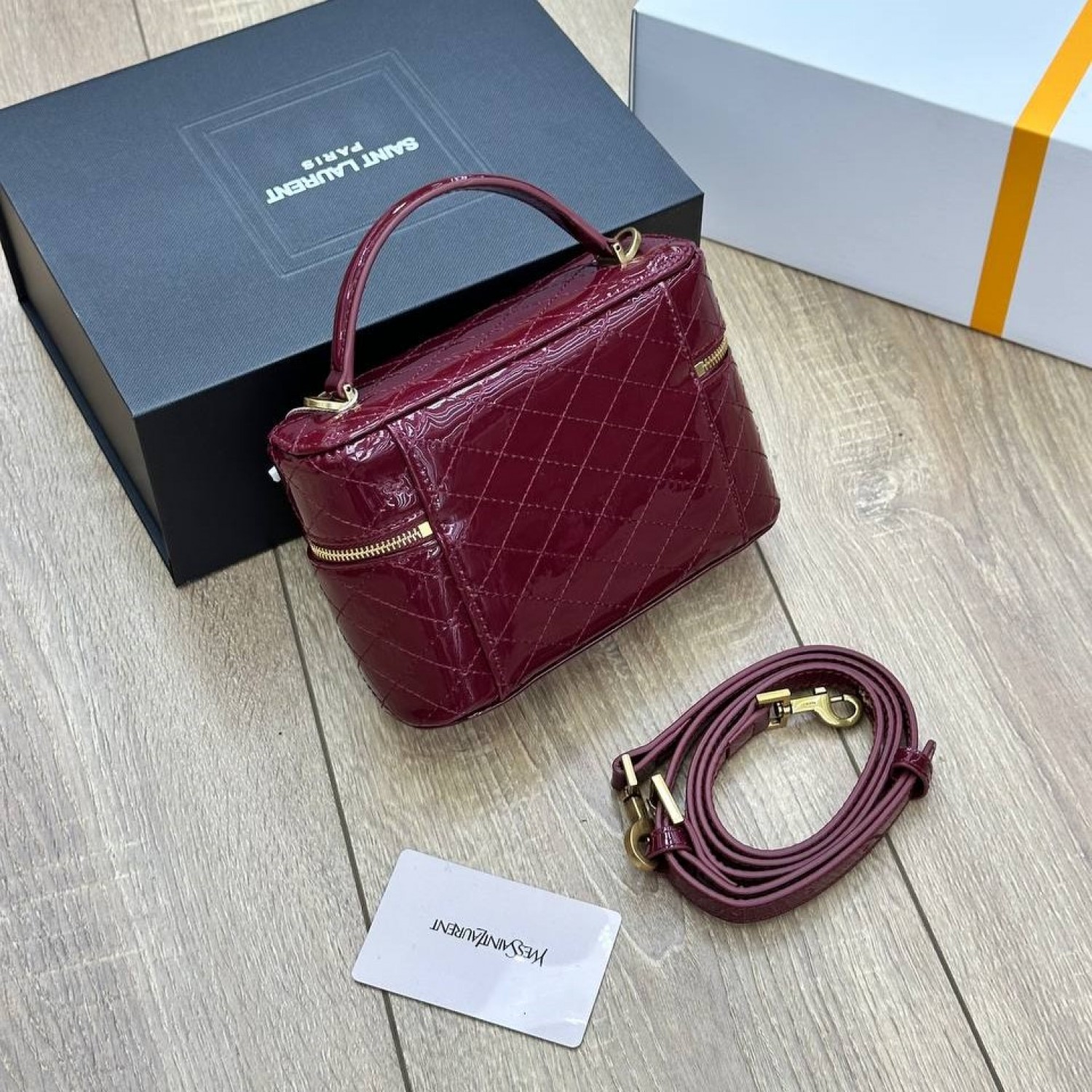 Сумка Saint Laurent Vanity