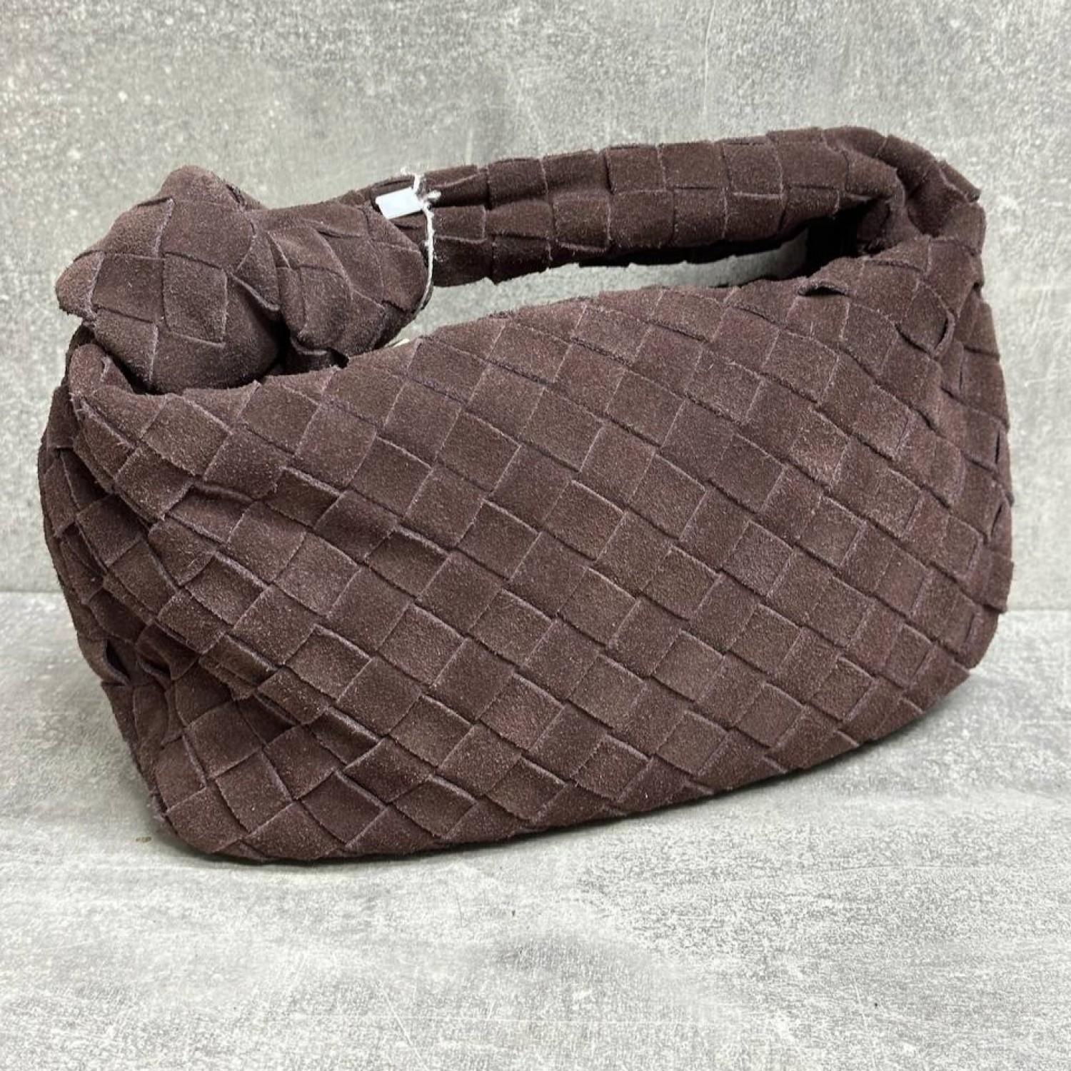 Сумка Bottega Veneta  jodie  с плетением 