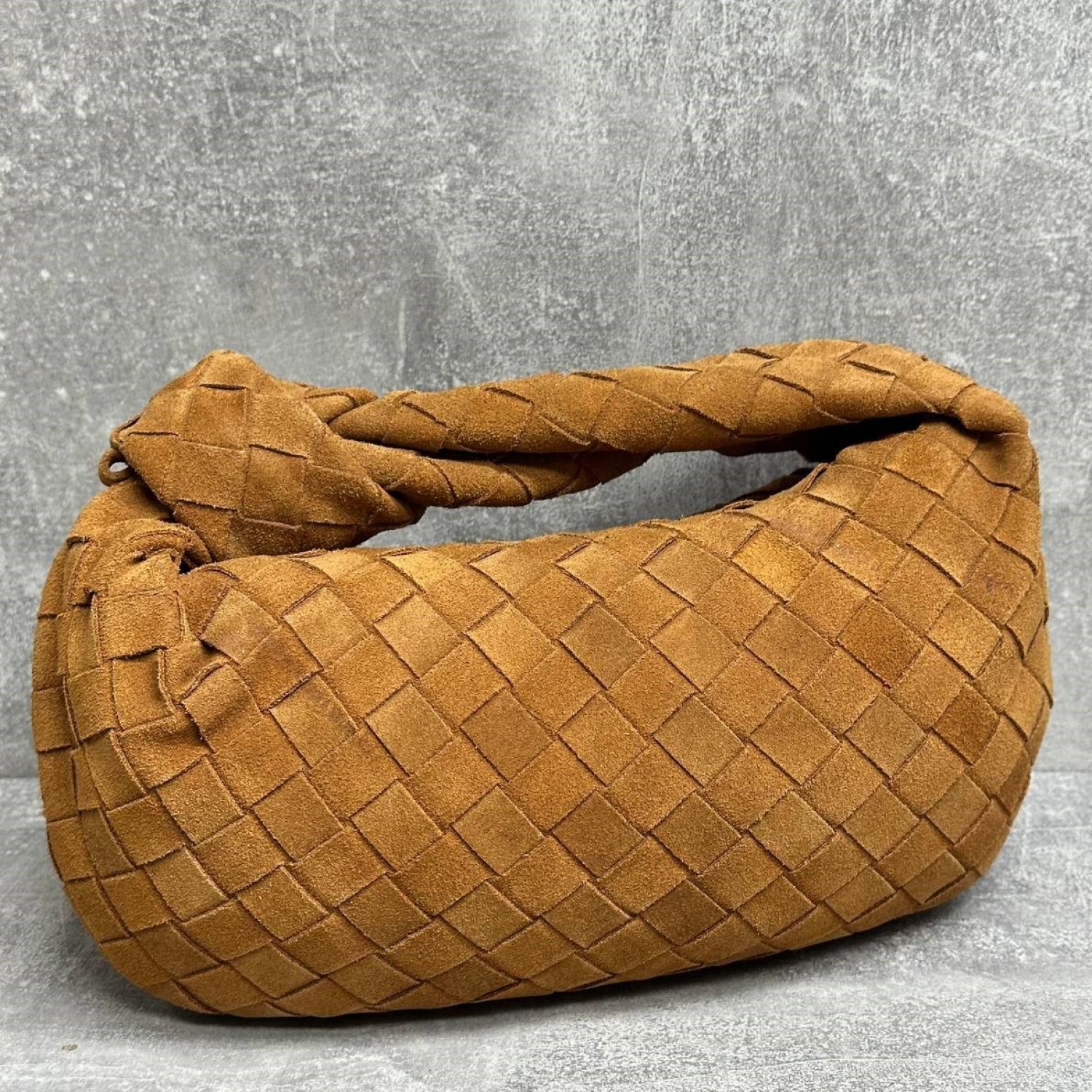 Сумка Bottega Veneta  jodie  с плетением 