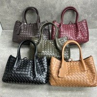 Сумка Bottega Veneta с плетением 