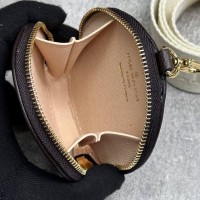 Сумка-тоут Louis Vuitton OnTheGo MM