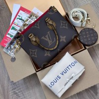 Сумка-тоут Louis Vuitton OnTheGo MM