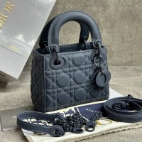 Мини Сумка-саквояж Dior Lady  Мини Сумка-саквояж Dior Lady