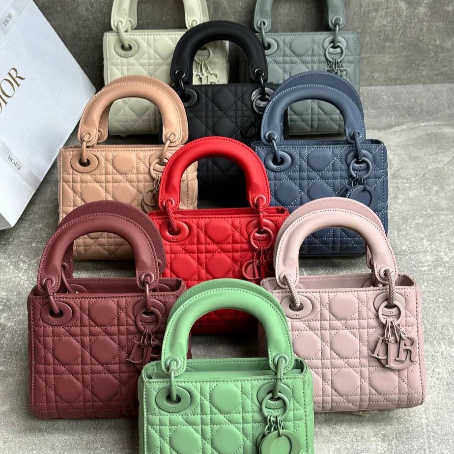 Мини Сумка-саквояж Dior Lady  Мини Сумка-саквояж Dior Lady