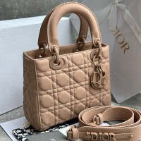 Сумка-саквояж Dior Lady Midi Сумка-саквояж Dior Lady Midi