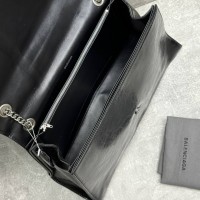Сумка Balenciaga Crush Large