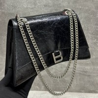 Сумка Balenciaga Crush
