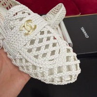 Шлепанцы Chanel  кожаные с открытой пяткой