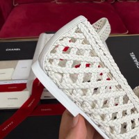 Шлепанцы Chanel  кожаные с открытой пяткой