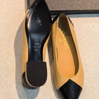 Балетки Chanel с острым носом