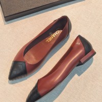 Балетки Chanel с острым носом