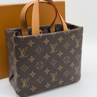 Сумка Louis Vuitton 2027