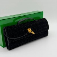 Клатч Bottega Veneta Andiamo из замши