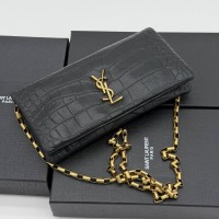 Клатч Saint Laurent KATE clutch in grain de poudre leather