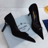 Туфли-лодочки Prada с культовой пряжкой PREMIUM качества