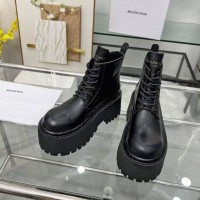Ботинки Balenciaga Women's Strike Platform Bootie