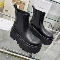 Ботинки Balenciaga Women's Strike Platform Bootie