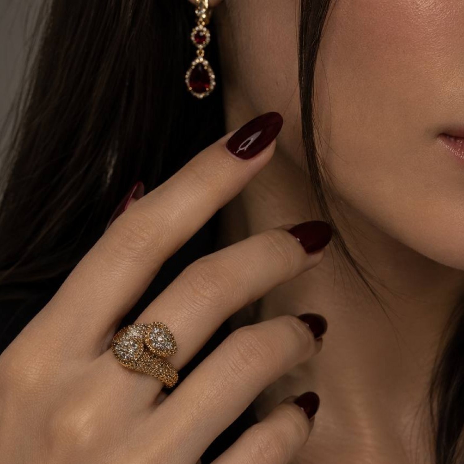 Кольцо Boucheron Toi et Moi Serpent Bohème с мотивом S