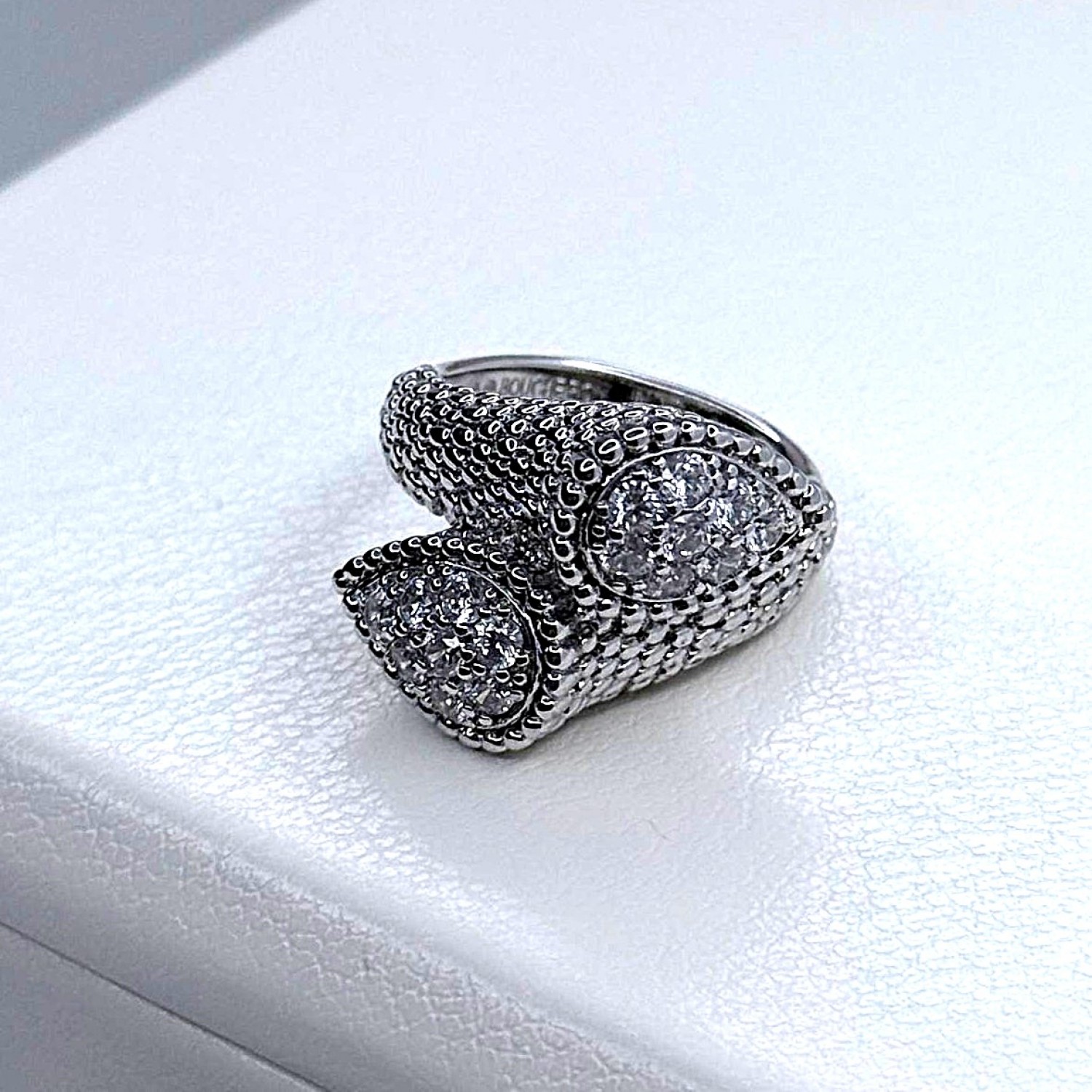 Кольцо Boucheron Toi et Moi Serpent Bohème с мотивом S