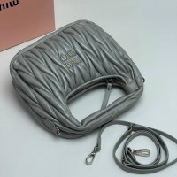 Сумка кожаная Miu Miu Wander