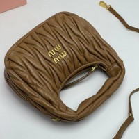 Сумка кожаная Miu Miu Wander