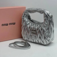 Сумка кожаная Miu Miu Wander